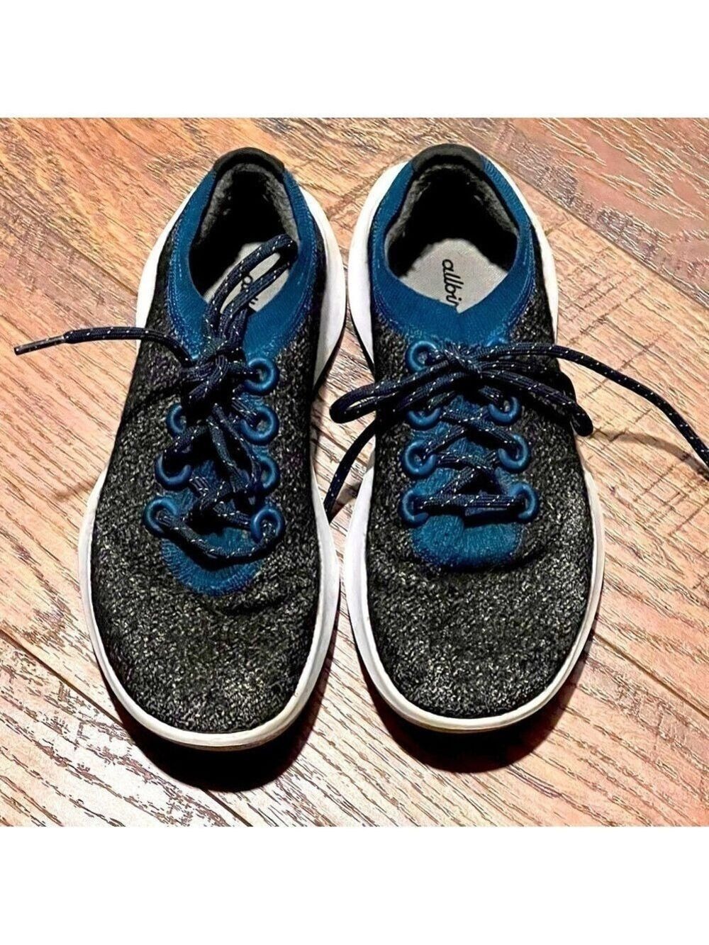Allbirds Tree Dasher runner sneakers. Size 7.5